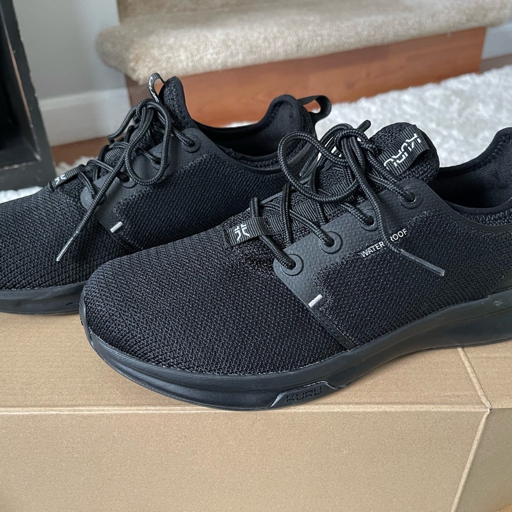 Kuru Atom waterproof sneaker. 
Color black size 9